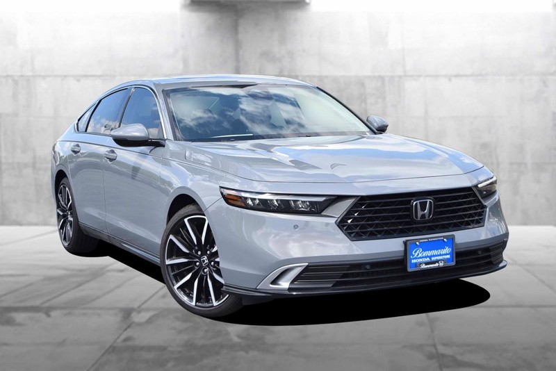 Honda Accord Hybrid Vehicle Image 02