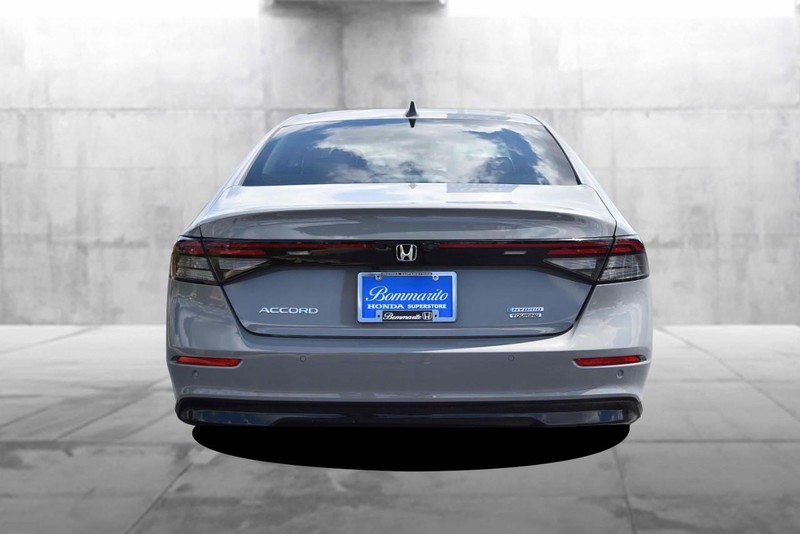 Honda Accord Hybrid Vehicle Image 06