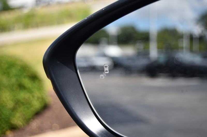 Honda Accord Hybrid Vehicle Image 10