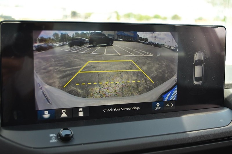 Honda Accord Hybrid Vehicle Image 12
