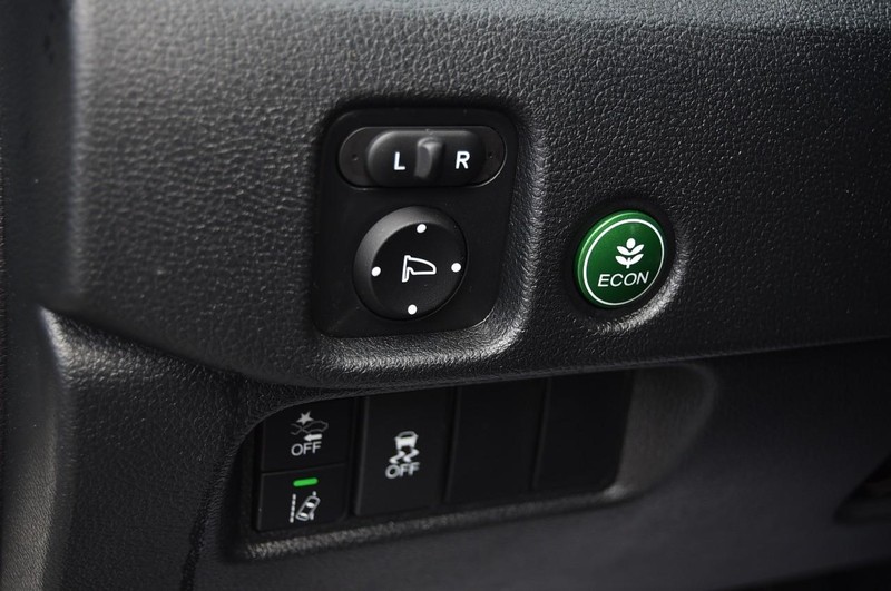Honda Pilot Vehicle Image 12