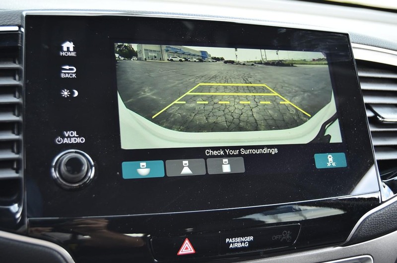 Honda Pilot Vehicle Image 14