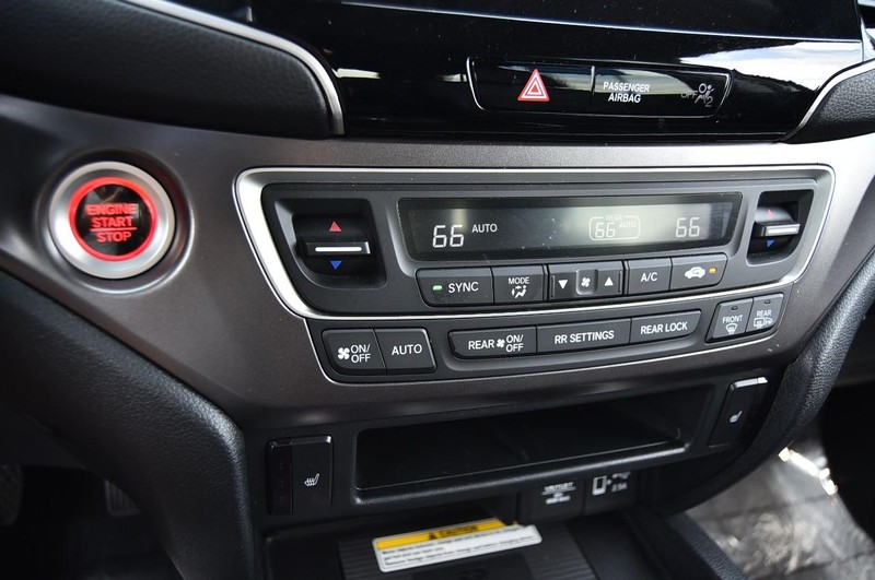 Honda Pilot Vehicle Image 16