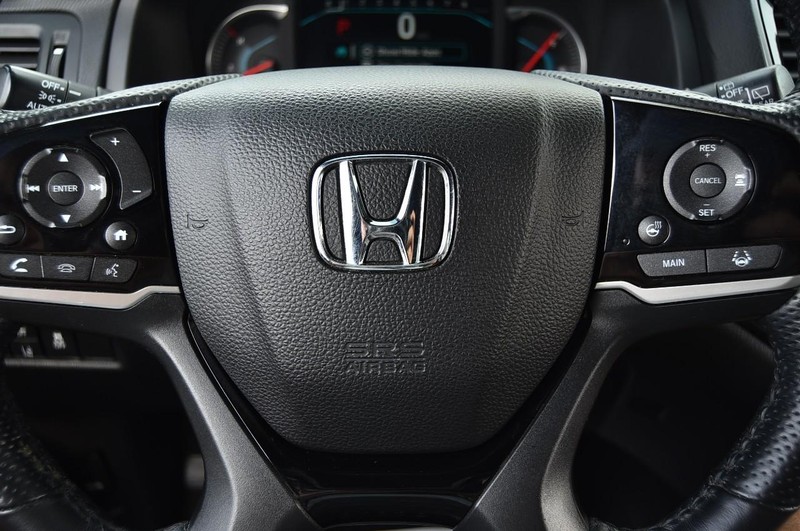 Honda Passport Vehicle Image 22
