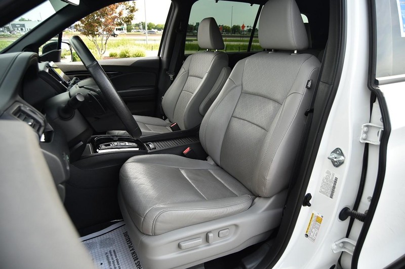 Honda Passport Vehicle Image 23
