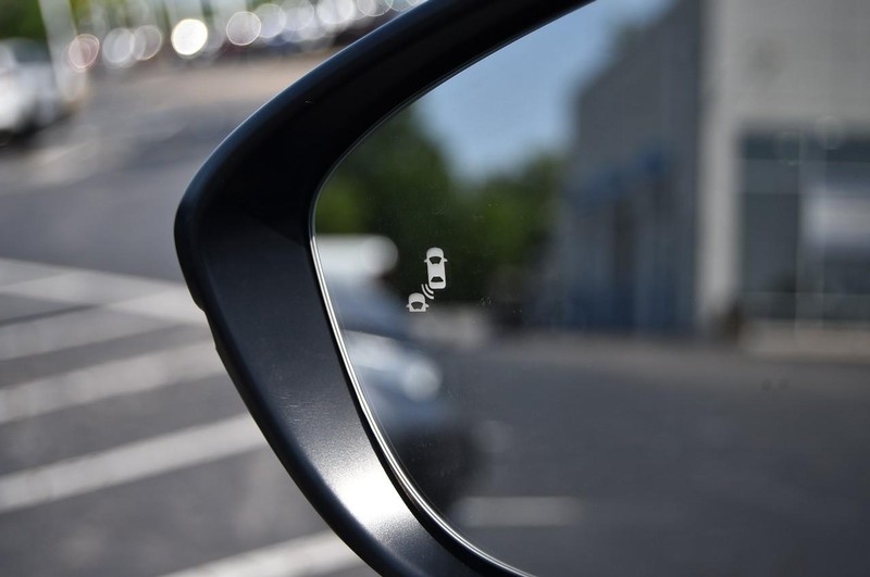Honda Accord Hybrid Vehicle Image 10