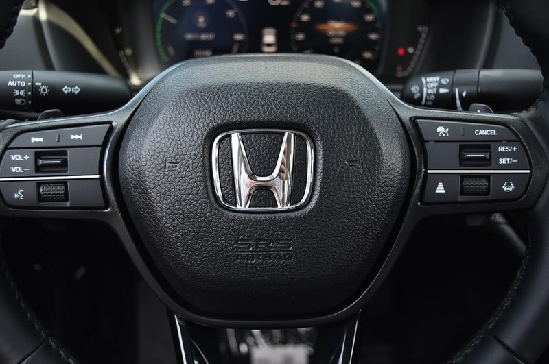 Honda Accord Hybrid Vehicle Image 18