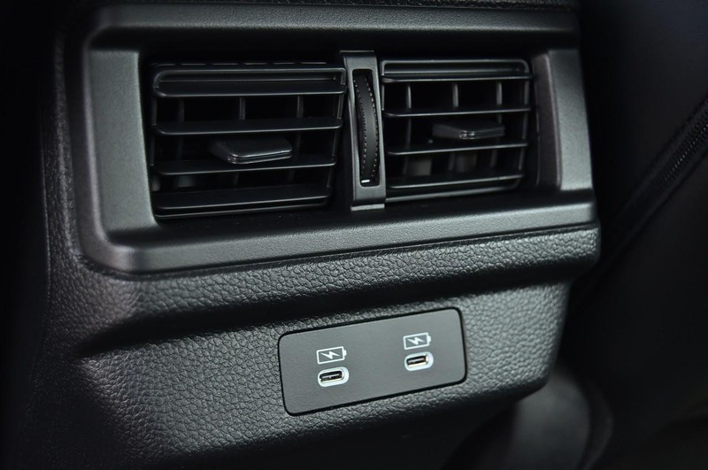 Honda Accord Hybrid Vehicle Image 23