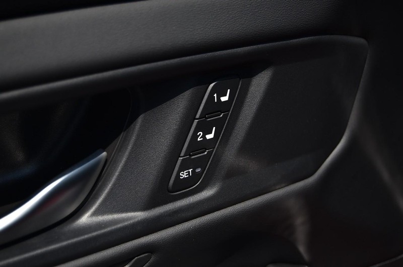 Honda Accord Hybrid Vehicle Image 09