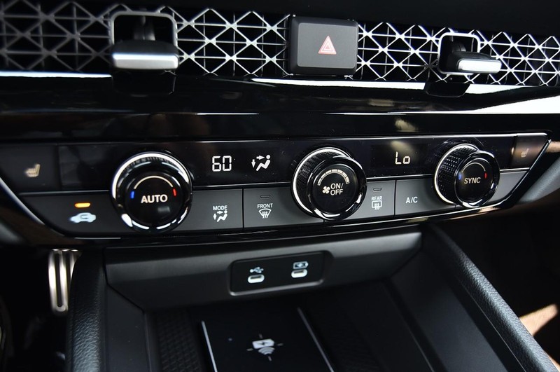 Honda Accord Hybrid Vehicle Image 14