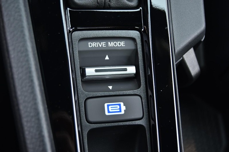 Honda Accord Hybrid Vehicle Image 17