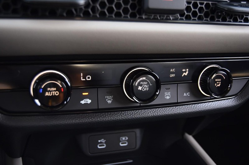 Honda HR-V Vehicle Image 14