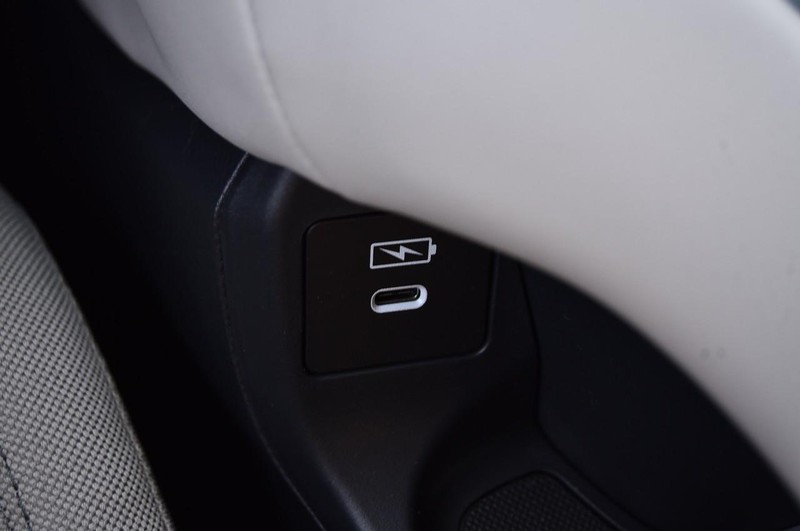 Honda HR-V Vehicle Image 17