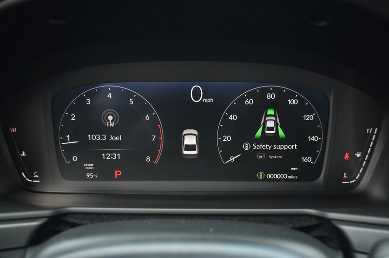 Honda Accord Sedan Vehicle Image 10