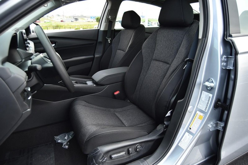 Honda Accord Sedan Vehicle Image 19