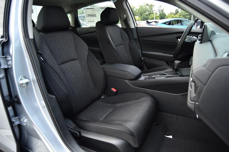 Honda Accord Sedan Vehicle Image 20
