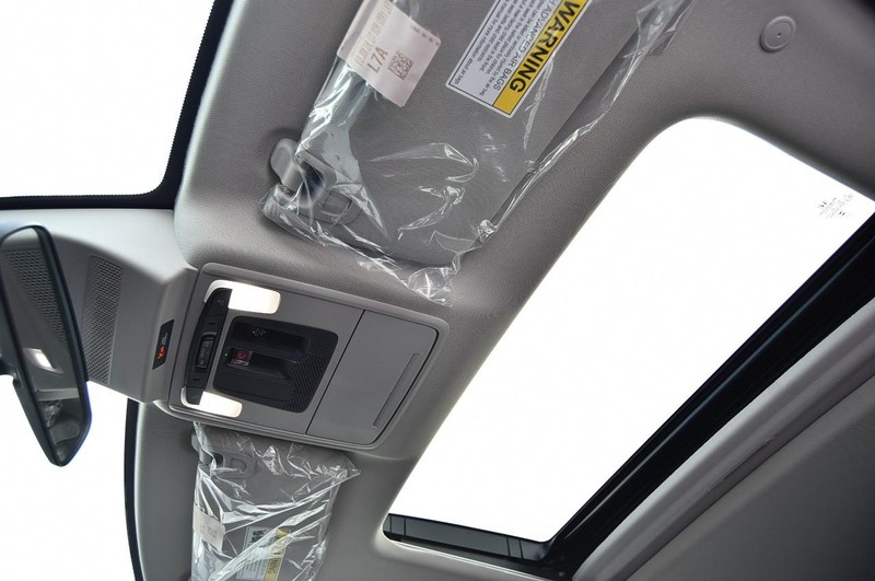Honda Accord Sedan Vehicle Image 21