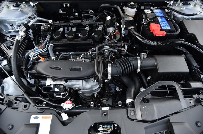 Honda Accord Sedan Vehicle Image 25