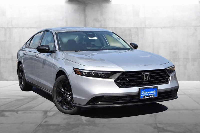 Honda Accord Sedan Vehicle Image 02