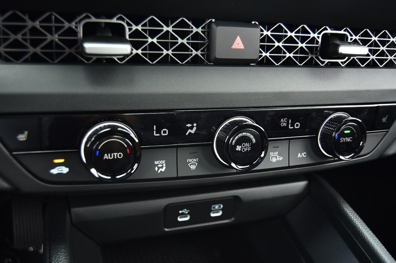 Honda Accord Sedan Vehicle Image 13