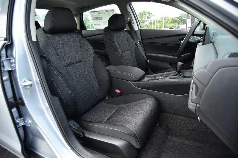 Honda Accord Sedan Vehicle Image 19