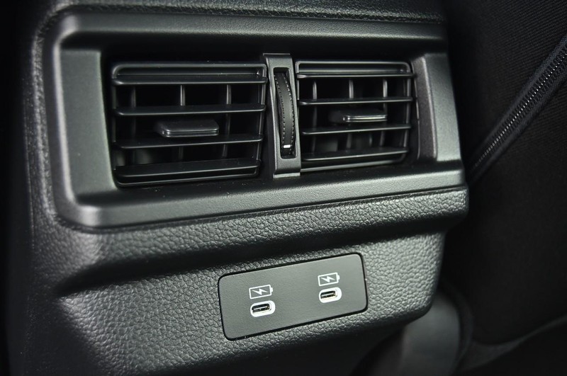 Honda Accord Sedan Vehicle Image 22