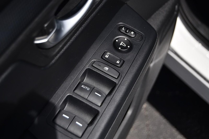 Honda CR-V Vehicle Image 08