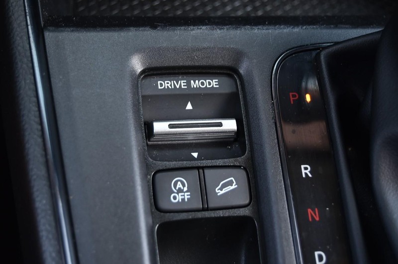 Honda CR-V Vehicle Image 15