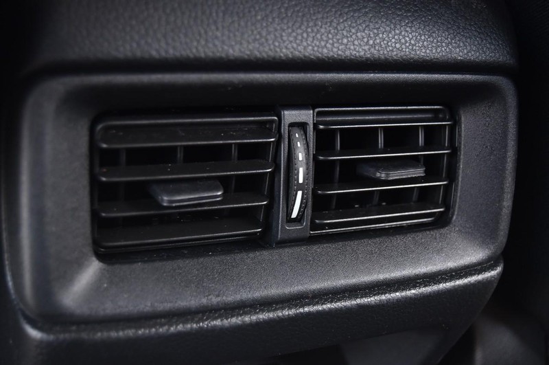 Honda CR-V Vehicle Image 21