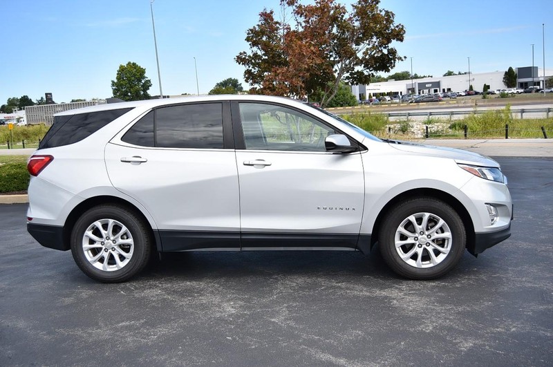 Chevrolet Equinox Vehicle Image 05