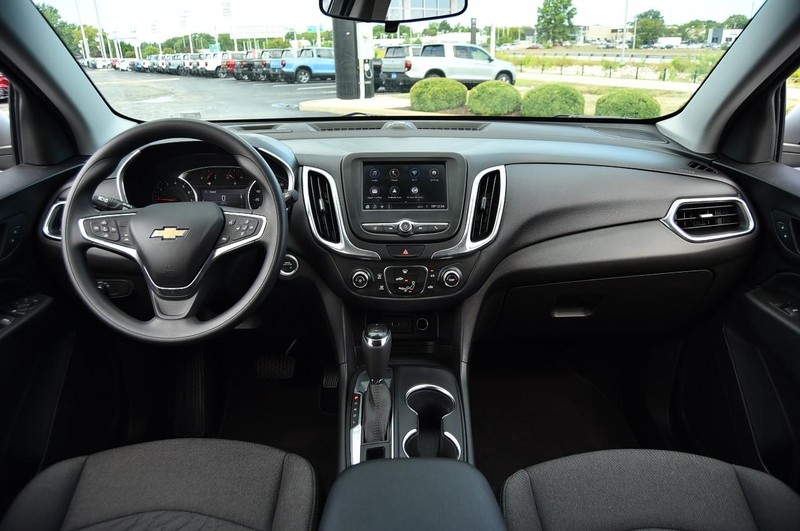 Chevrolet Equinox Vehicle Image 07