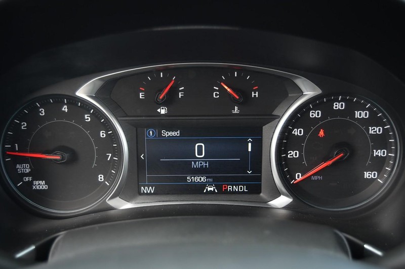 Chevrolet Equinox Vehicle Image 11