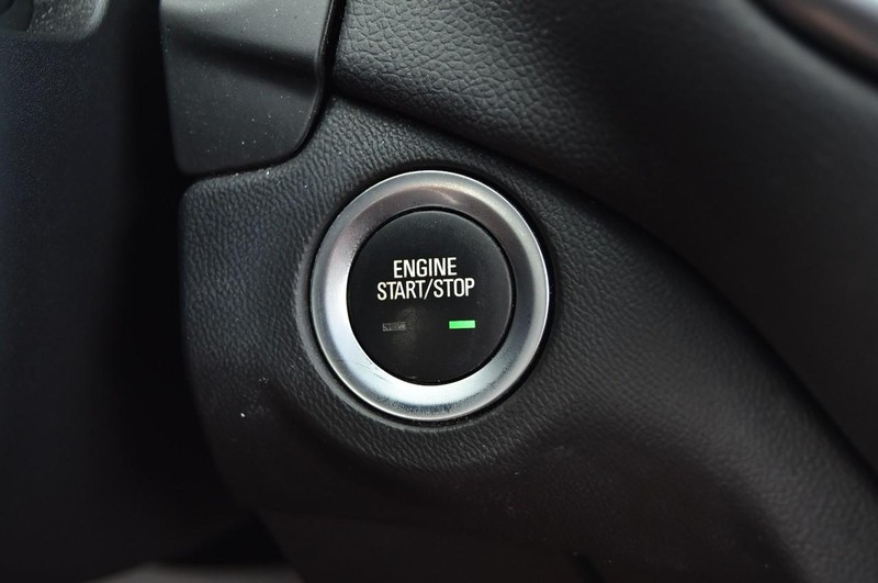 Chevrolet Equinox Vehicle Image 16