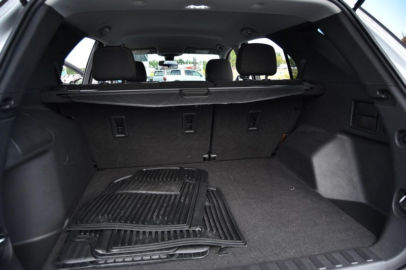 Chevrolet Equinox Vehicle Image 23