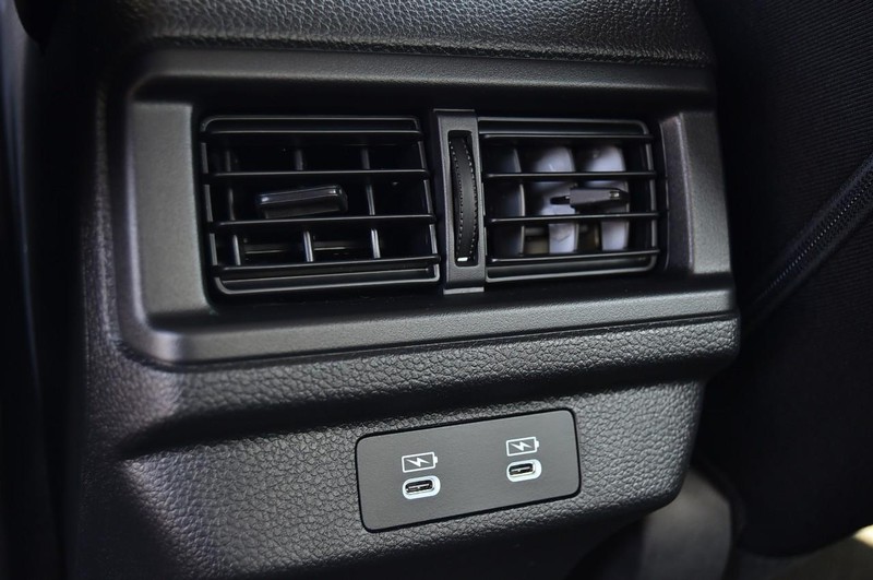Honda Accord Sedan Vehicle Image 23