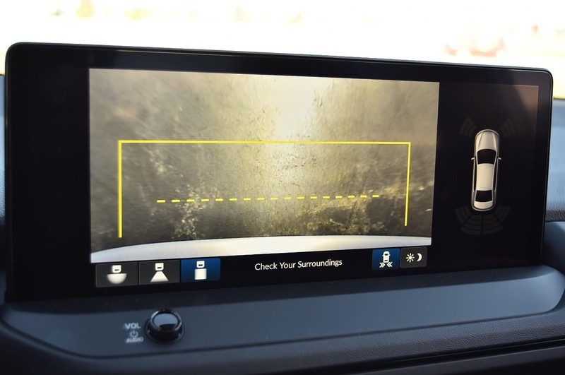 Honda Accord Hybrid Vehicle Image 13