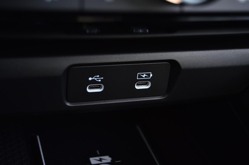 Honda Accord Hybrid Vehicle Image 16