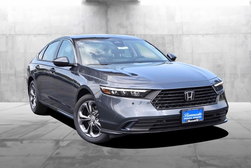 Honda Accord Hybrid Vehicle Image 02