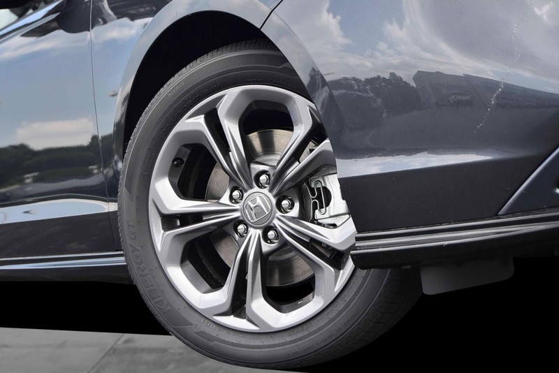 Honda Accord Hybrid Vehicle Image 03