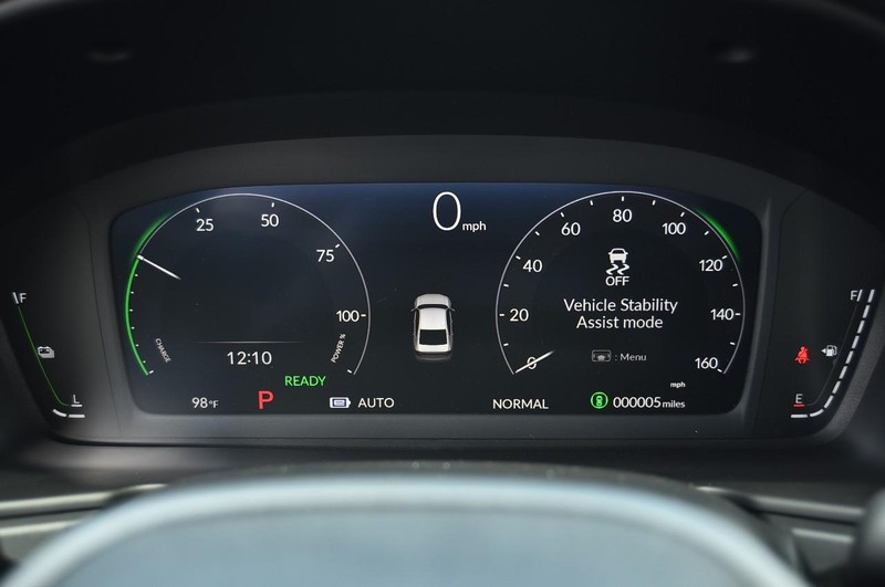 Honda Accord Hybrid Vehicle Image 11