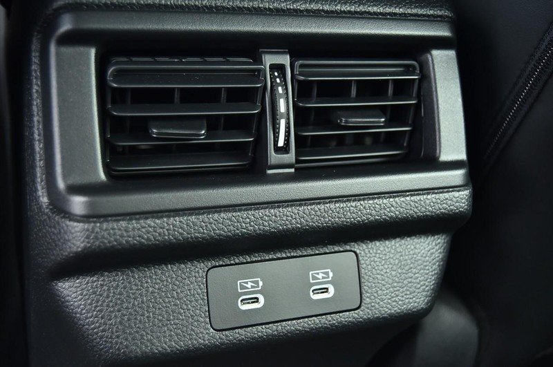 Honda Accord Hybrid Vehicle Image 24