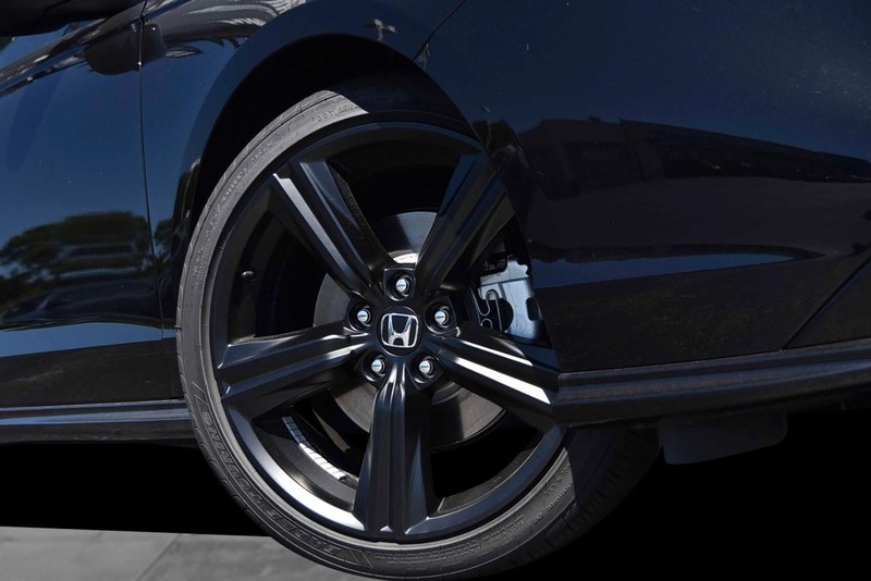 Honda Accord Hybrid Vehicle Image 03