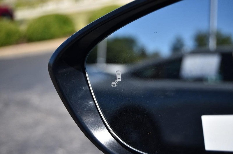 Honda Accord Hybrid Vehicle Image 10