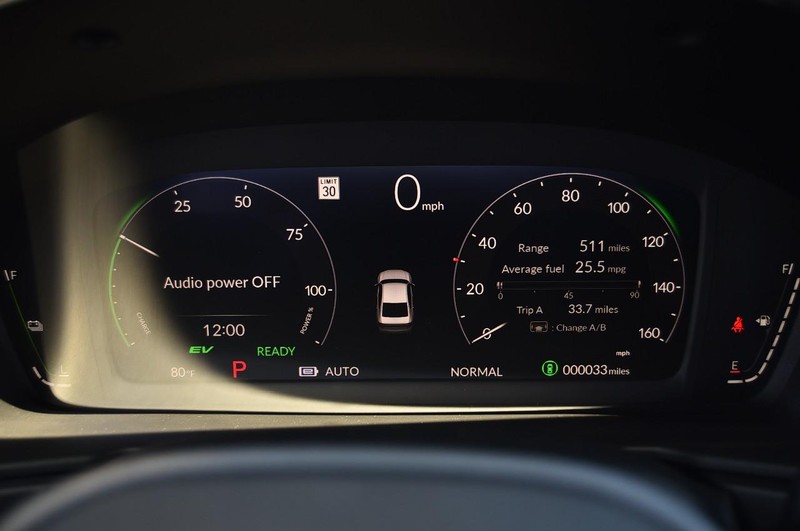Honda Accord Hybrid Vehicle Image 11