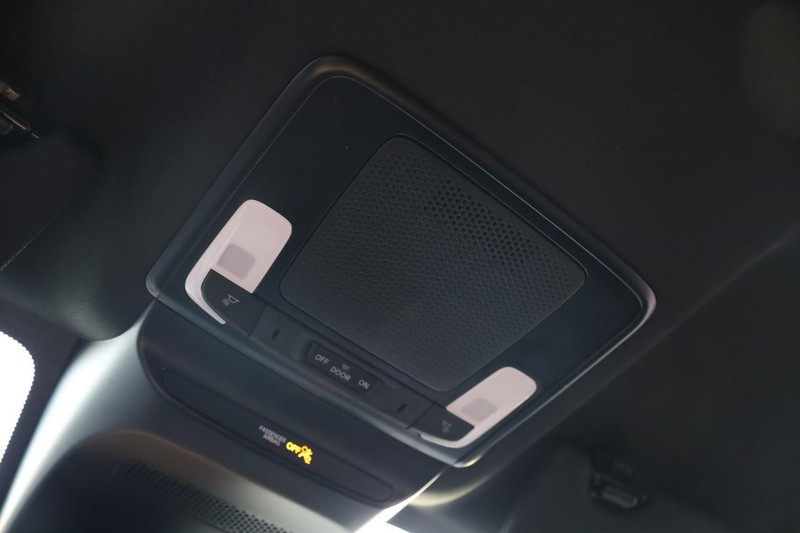 Honda HR-V Vehicle Image 16