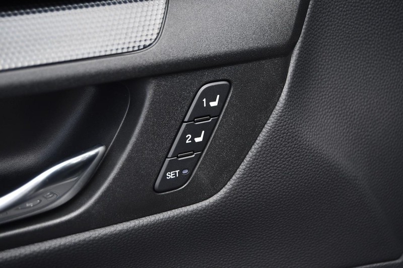 Honda CR-V Hybrid Vehicle Image 09