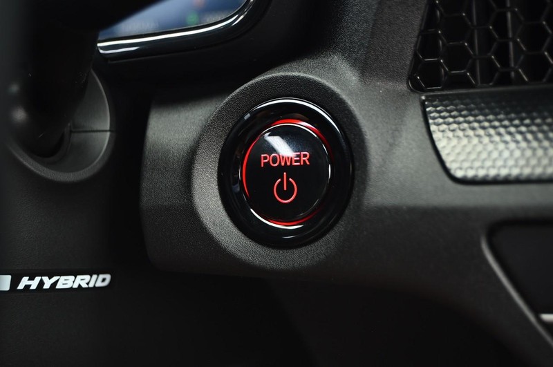 Honda CR-V Hybrid Vehicle Image 19