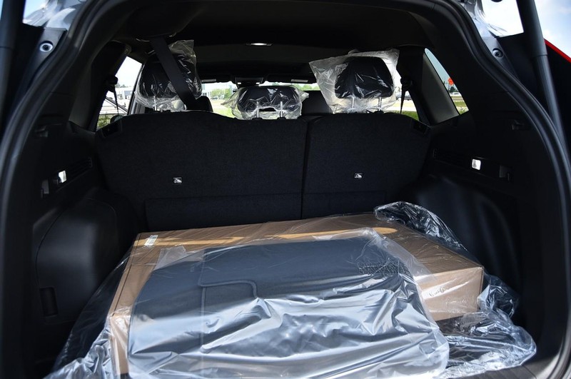 Honda CR-V Hybrid Vehicle Image 27