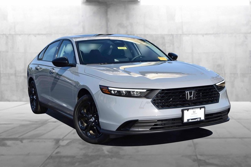 Honda Accord Sedan Vehicle Image 02
