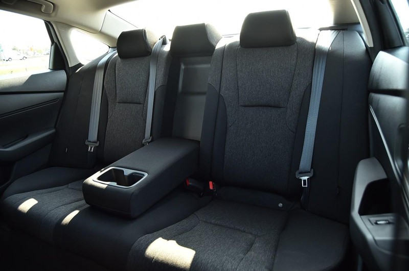Honda Accord Sedan Vehicle Image 21